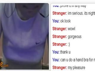 Tiener op omegle tonen alle haar lichaam en spelen wi